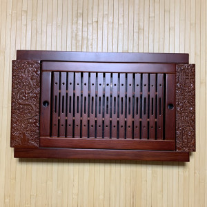 Чабань бордо из дерева 54x35 см